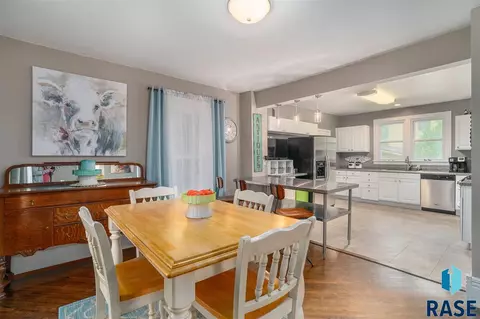 616 N Broadway St, Canton, SD 57013 photo 12
