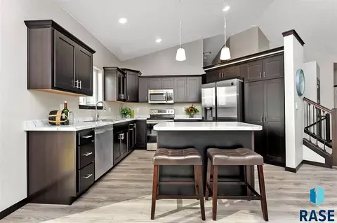 1401 N Rose Ave, Tea, SD 57064 photo 7