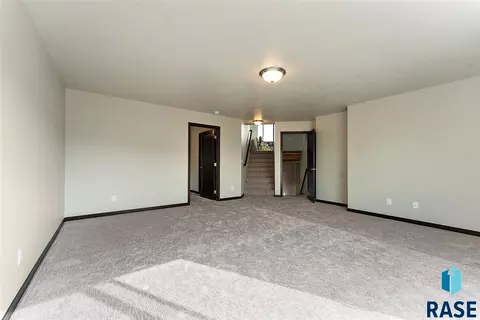 1401 N Rose Ave, Tea, SD 57064 photo 22