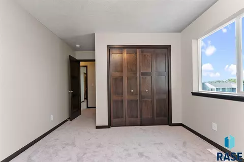 1401 N Rose Ave, Tea, SD 57064 photo 20