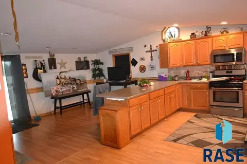 405 Park Ave, Alcester, SD 57001 photo 4