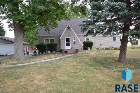 405 Park Ave, Alcester, SD 57001 photo 1