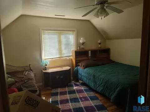 533 E 3rd St, Parker, SD 57053 photo 15