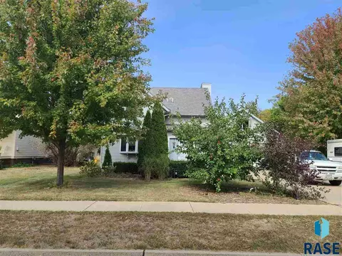 533 E 3rd St, Parker, SD 57053 photo 25
