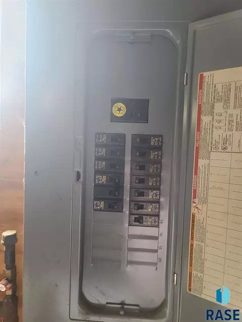 533 E 3rd St, Parker, SD 57053 photo 31