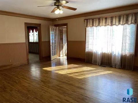 426 S Wipf St, Freeman, SD 57029 photo 16