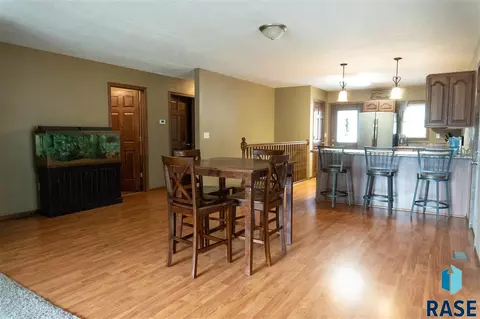 107 E 7th St, Dell Rapids, SD 57022 photo 6