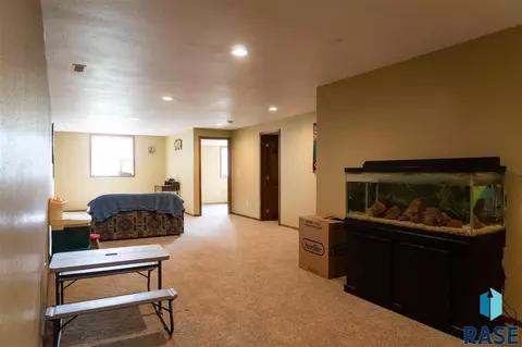 107 E 7th St, Dell Rapids, SD 57022 photo 12