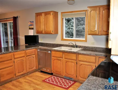 516 Anderson St, Alcester, SD 57001 photo 6