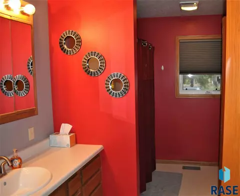 516 Anderson St, Alcester, SD 57001 photo 9