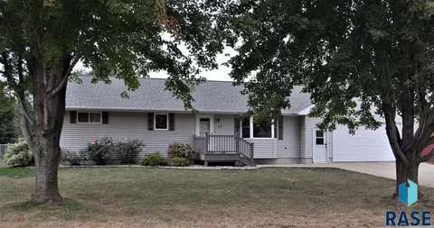 516 Anderson St, Alcester, SD 57001 photo 2
