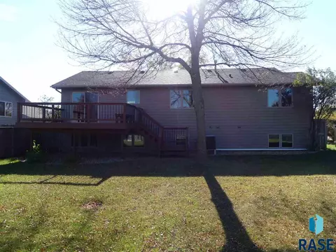 Undisclosed, Sioux Falls, SD 57106 photo 3