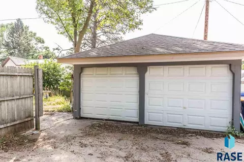 210 E 7th St, Dell Rapids, SD 57022 photo 26