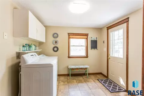 210 E 7th St, Dell Rapids, SD 57022 photo 16
