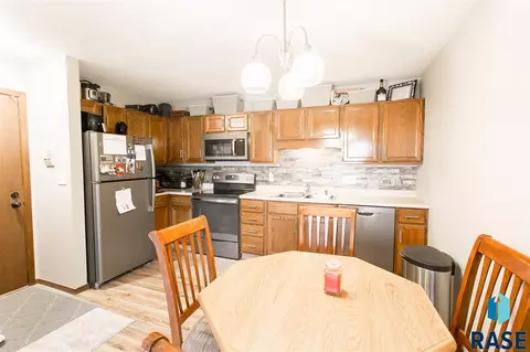 3608 S Gateway Blvd #301, Sioux Falls, SD 57106 photo 4