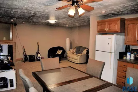 1011 E Teakwood St, Brandon, SD 57005 photo 21