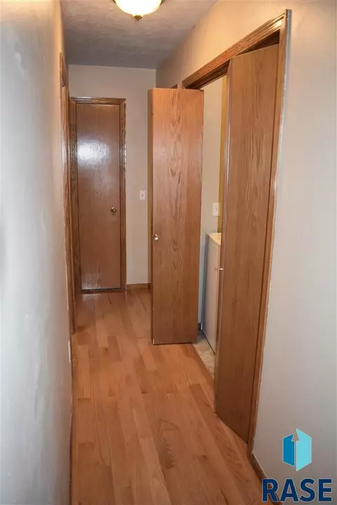 1011 E Teakwood St, Brandon, SD 57005 photo 12