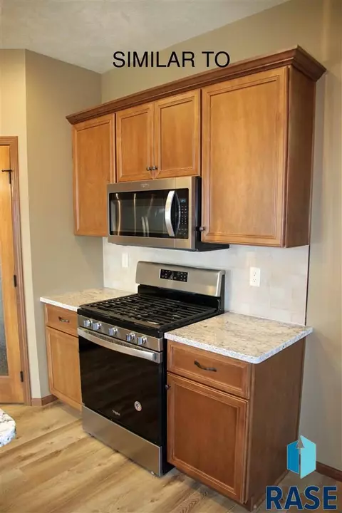 2600 S Kinderhook Ave, Sioux Falls, SD 57106 photo 5