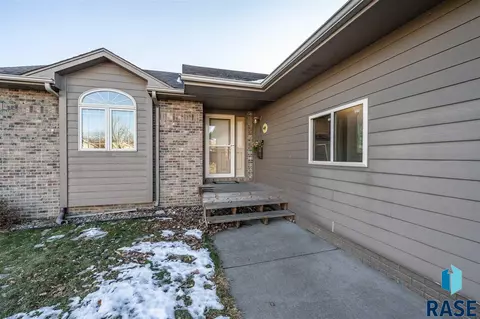 405 W 6th St, Tea, SD 57064 photo 5