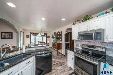 405 W 6th St, Tea, SD 57064 photo 15