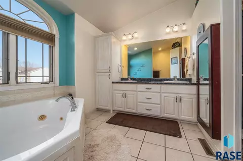 405 W 6th St, Tea, SD 57064 photo 20