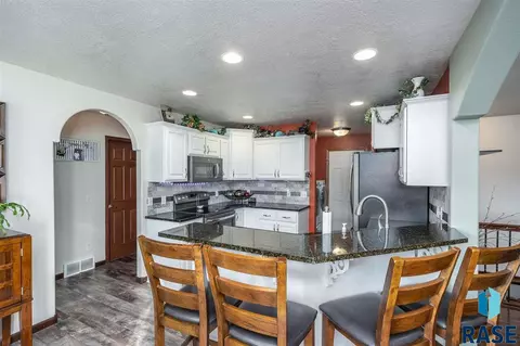 405 W 6th St, Tea, SD 57064 photo 13