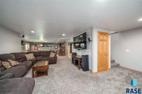 405 W 6th St, Tea, SD 57064 photo 30