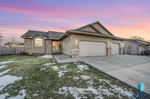405 W 6th St, Tea, SD 57064 photo 1