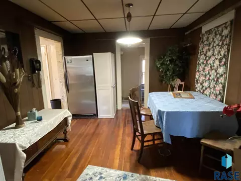 1912 S Miller St, Mitchell, SD 57301 photo 12