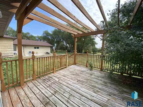 1912 S Miller St, Mitchell, SD 57301 photo 27