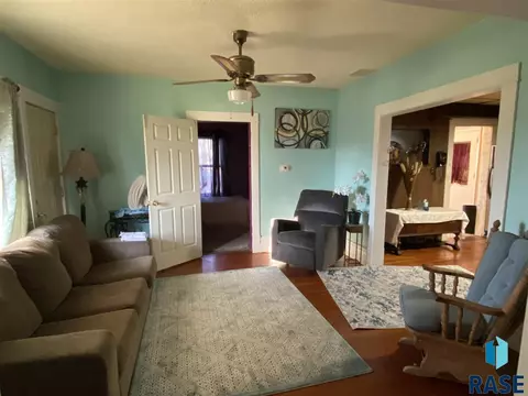 1912 S Miller St, Mitchell, SD 57301 photo 17