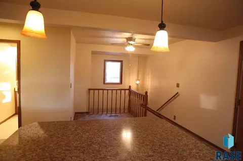 620 S Main St, Lennox, SD 57039 photo 15