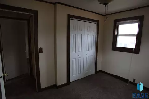 620 S Main St, Lennox, SD 57039 photo 17