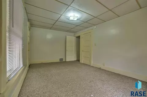 800 S Spring Ave, Sioux Falls, SD 57104 photo 12