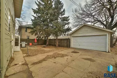 800 S Spring Ave, Sioux Falls, SD 57104 photo 6
