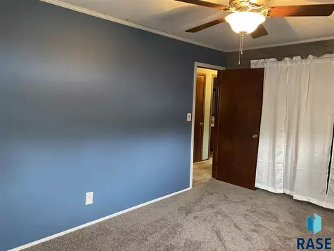 901 W Hanson Ave, Mitchell, SD 57301 photo 12
