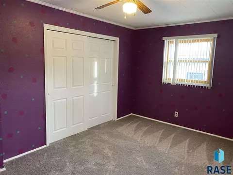 901 W Hanson Ave, Mitchell, SD 57301 photo 9