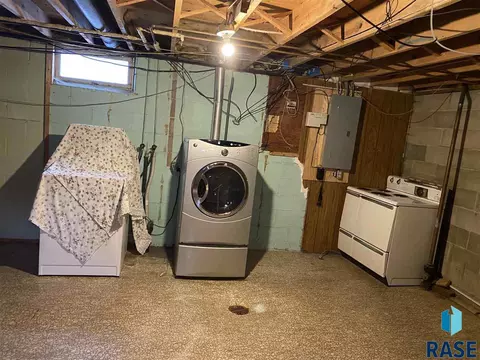 901 W Hanson Ave, Mitchell, SD 57301 photo 13