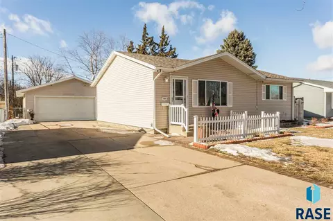 Undisclosed, Sioux Falls, SD 57103 photo 1