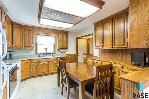 Undisclosed, Sioux Falls, SD 57103 photo 6