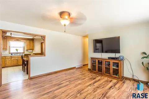 Undisclosed, Sioux Falls, SD 57103 photo 5