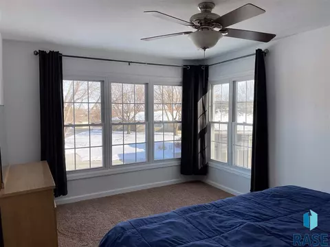 1010 Circle Dr, Mitchell, SD 57301 photo 26