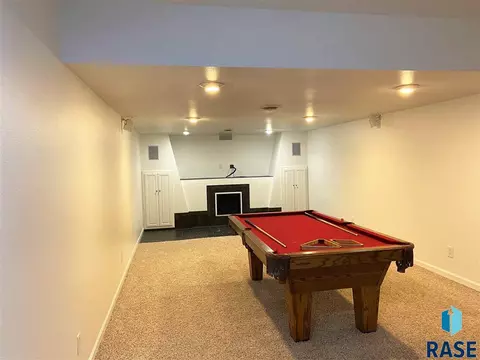 1010 Circle Dr, Mitchell, SD 57301 photo 33