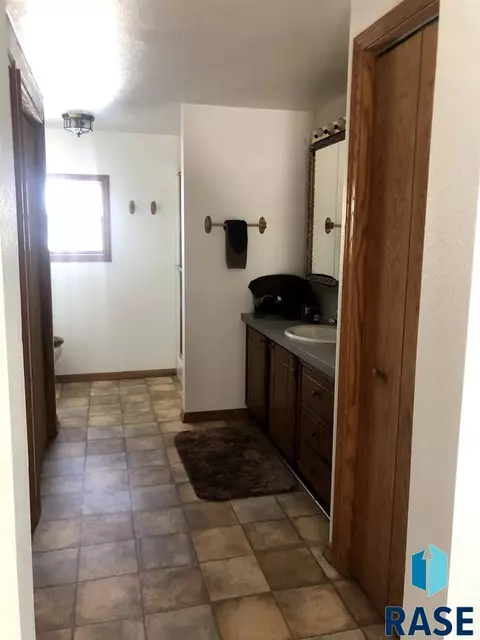 320 E 5th St, Bridgewater, SD 57319 photo 11