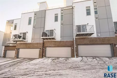 216 E 14th St, Sioux Falls, SD 57104 photo 17