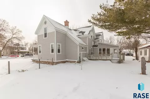 409 E 3rd St, Parker, SD 57053 photo 36