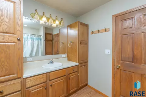409 E 3rd St, Parker, SD 57053 photo 23