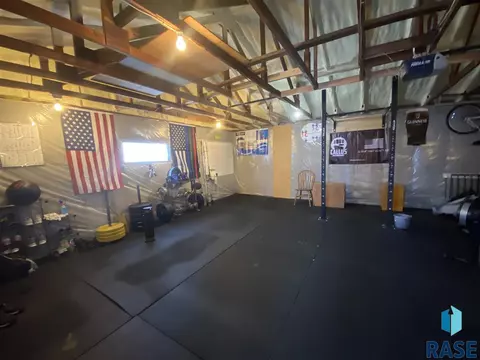818 NW 3rd St, Madison, SD 57042 photo 29