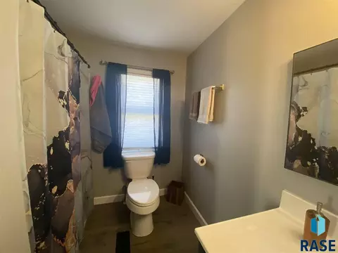 818 NW 3rd St, Madison, SD 57042 photo 27