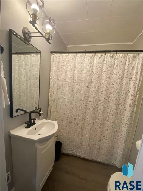 818 NW 3rd St, Madison, SD 57042 photo 22